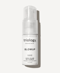 TRIOLOGY Dry hair shampoo BLOWUP